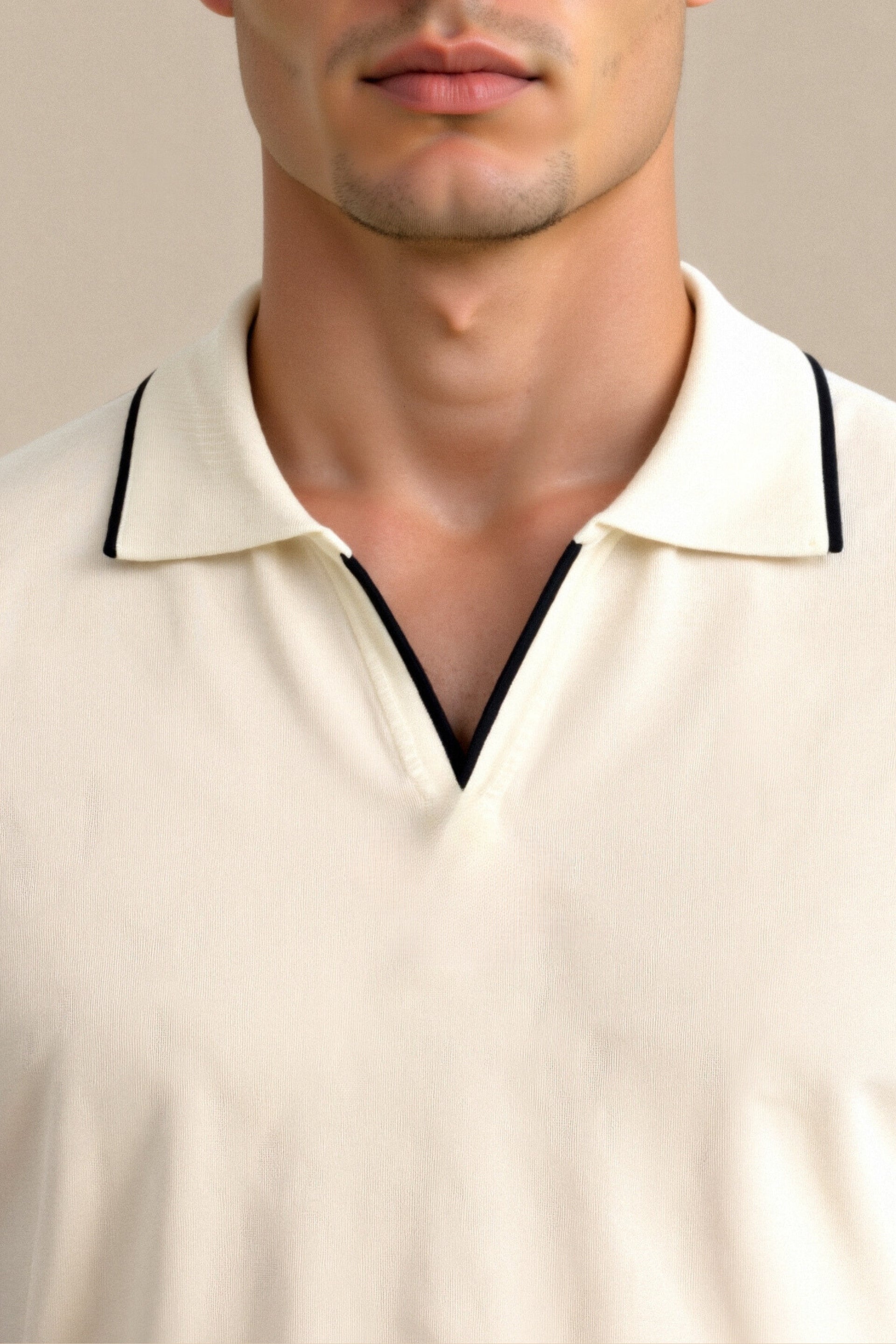 Herren Slim Fit Poloshirt mit Kontrastkragen