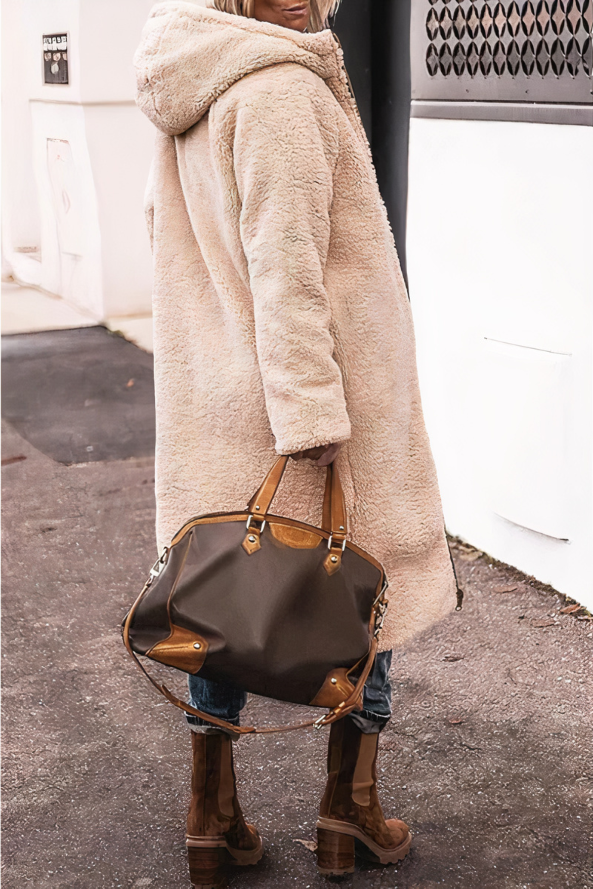 Langer Damen-Parka mit Futter | Wintermantel