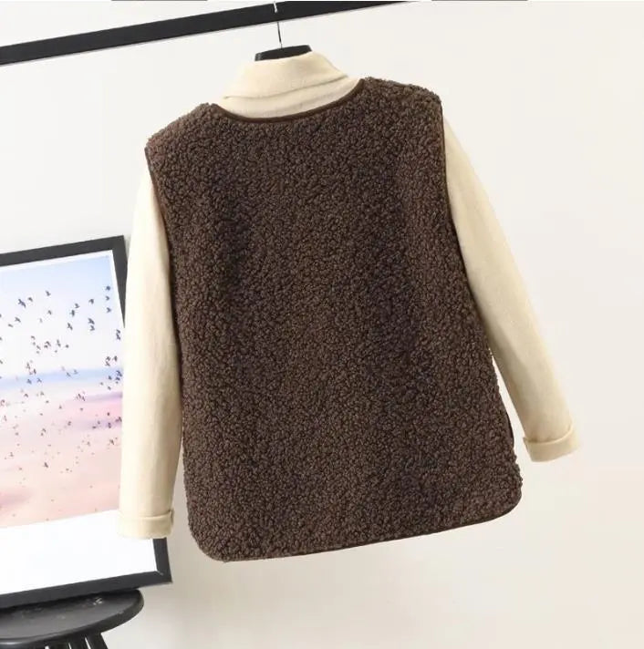 Strickweste Damen – Texturierte Optik mit Taschen