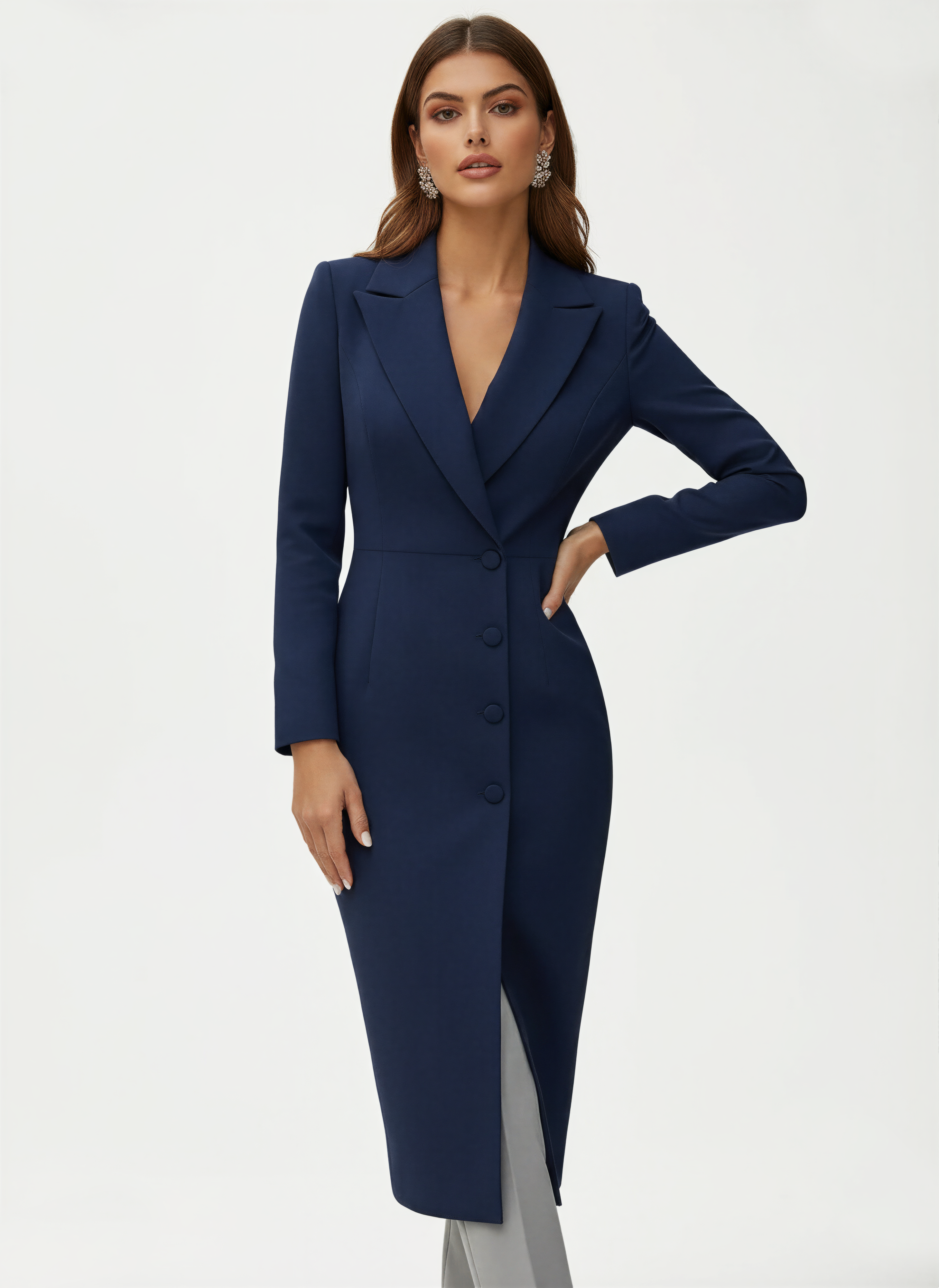 Tailliertes Midikleid mit Reverskragen in Knielänge