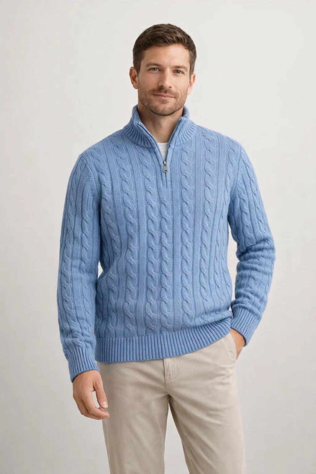 Strickpullover mit Halbreißverschluss und Stehkragen